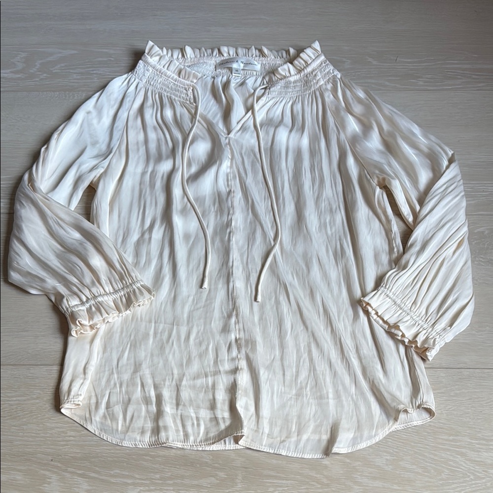 Chelsea & Theodore Cream Ruffled 3/4 Sleeve Peasant Blouse - Picture 2 of 7